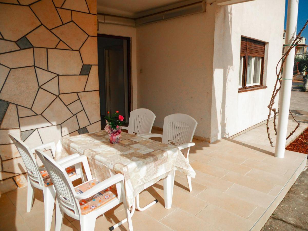 Apartman Valerija Умаг Экстерьер фото